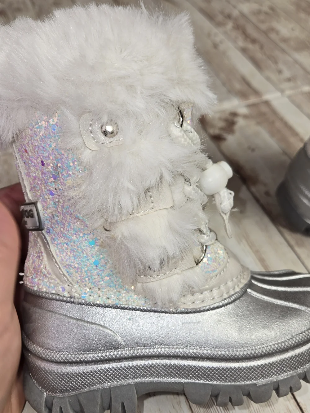 London Fog Girls Size 7M Silver Glitter Faux Fur Winter Snow Boots